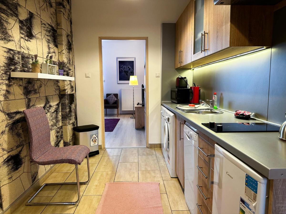 Abt Apartments Karoly Budapest Luaran gambar